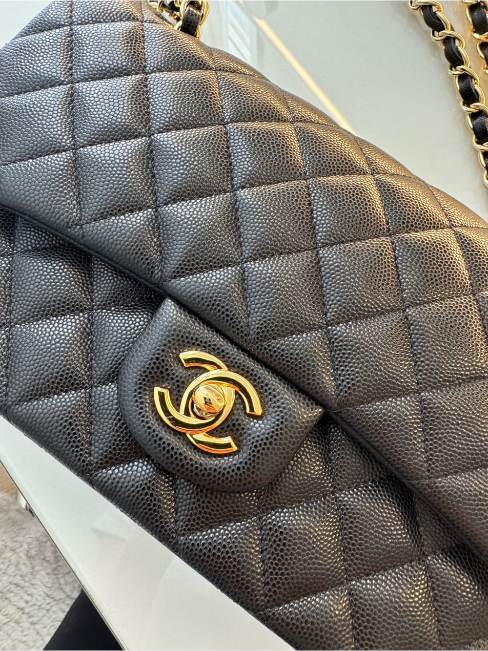 CHANEL Black Quilted Shoulder Bag with Gold Hardware - Picture 3 of 10
